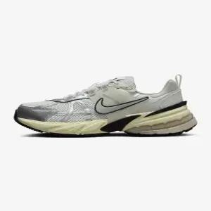 나이키 nike V2K 런 M - 서밋 화이트퓨어 플래티넘라이트 아이언 오어메탈릭 실버 HJ4497-100