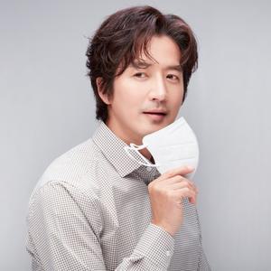 유앤미 KF94 새부리형 마스크 100매 대형 8컬러 연예인 일회용