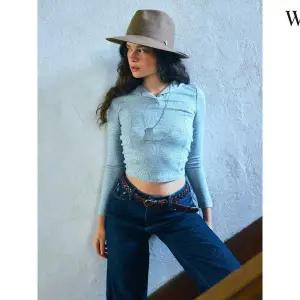 [후아유](센텀시티점)Hooded Line T-shirt (WHLAF3731F)