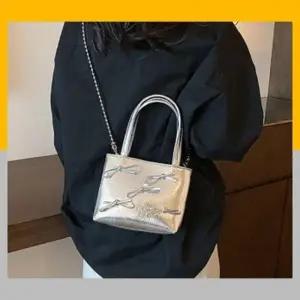 체인 미니 토트백 HH-G94 실버