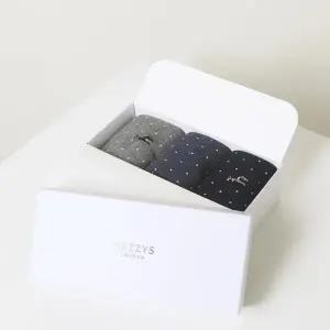 [헤지스](대구신세계)[백화점BEST][선물추천] 도트패턴 배색 장목 양말 3종 세트 HJSS5E002N2