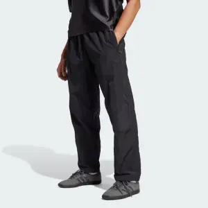 [그랜드스테이지] ADIDAS 2000 TP JC6225