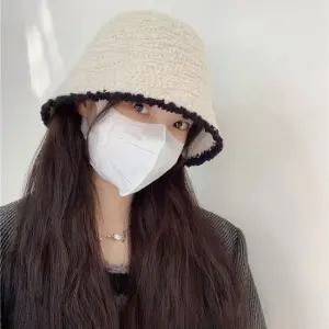 여자벙거지모자 여성 데일리 여행 캠핑 패션 니트 벙거지 모자 크림 여성봄모자