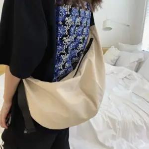 옆으로매는 가방 중학생 초등학생 메신저백 깔끔한 바캉스 중등 봄