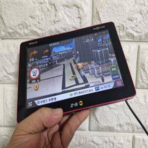 중고 에스오씨 SOC V8000 3D 지니맵 3D 8GB 7인치 내비게이션