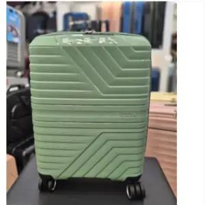 아메리칸투어리스터 (롯데마트 구미) L01 FLYTWIST  (MI104001 ) SPINNER 55/20 TSA E