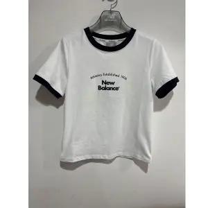 W 링거 반팔티(SLIM FIT) NBNEF2W512 WHITE