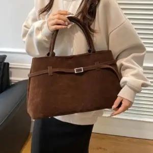 [다잇템] 여성용 미니멀리즘 벨트포인트 스퀘어 세무 토트백