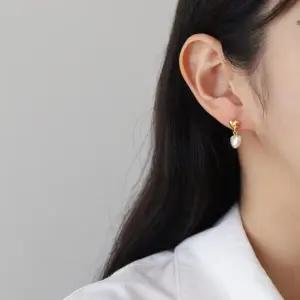 [하프클럽/]스베이 레이어드 이어링 하트쉐입 여성 비즈펄