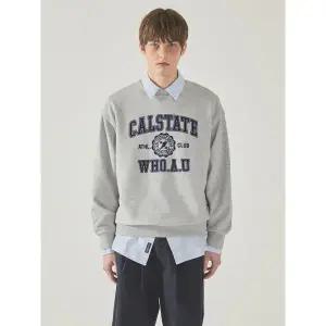 [후아유](대전신세계)Campus Emblem Sweatshirt WHMWF2201U