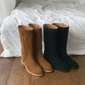 성수동수제화 소가죽 스웨이드 베이직 미들부츠 4cm