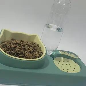 반려동물 수분공급기 딸기 디자인 그린 색상 급식기 세척용 펫용품