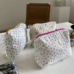 [콩심팥심]방수 세면백 파우치 여행용 화장품