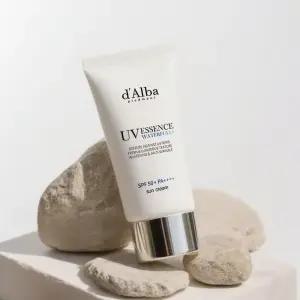 달바 워터풀 에센스 선크림 SPF50+ 50ml 1개