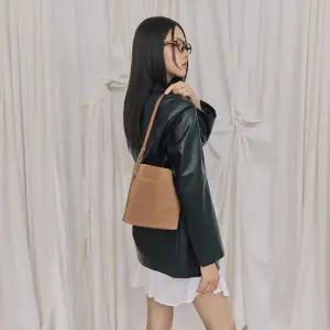 [LAP](광주신세계)SOFT BUCKET BAG AR7AB829