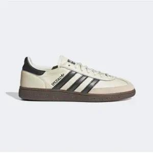 [그랜드스테이지] 아디다스 핸드볼 스페지알HANDBALL SPEZIAL KJ1165