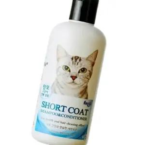 고품질 고양이 세척샴푸 단모용 컨디셔너 300ml 엉킴방지 목욕 세제 (WFK7AMN)
