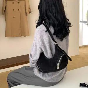 [콩심팥심]비올라 모던 스웨이드 숄더백 여성가방 데일리