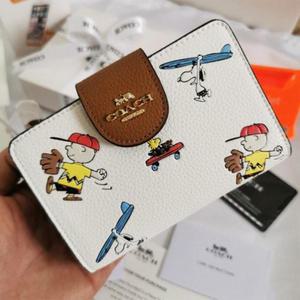 코치 여성 지갑 COACH X PEANUTS x 스누피 콜라보