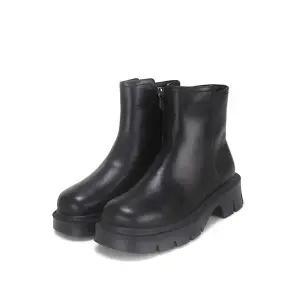 BABARA 소가죽 청키 아웃솔 배색 여성앵클부츠 4.5cm_AAF834BK