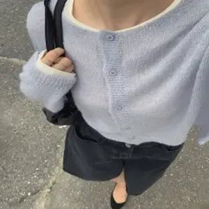 리에트 세미크롭 가디건