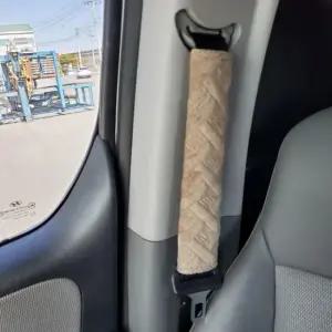 쿠션 안전벨트 커버 브라운 안전벨트소품 안전벨트쿠션커버 안전벨트쿠션 안전벨트가드