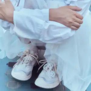 [포멜카멜레]카멜레 키코 스니커즈 Ivory 5cm
