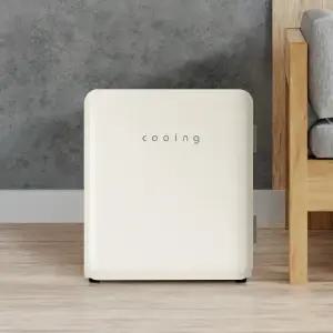 쿠잉 레트로 무소음 미니냉장고 REF-N30 크림 소형 원룸 예쁜 작은 화장품 술