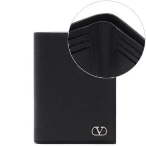 [발렌티노](마산점) 25SS 남성 브이로고 시그니처 반지갑 (6Y2P0V06 UAG 0NO 25S)