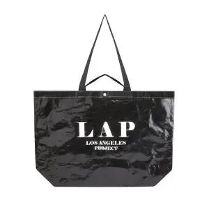 갤러리아 LAP TARPAULIN BAG LARGE AR7AB481