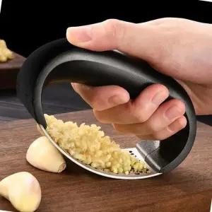 마늘 분쇄기 조리 도구 고깃집용 압착기 넓은 면적 가정용 11cm (WFK1ATA)