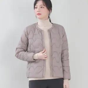 애비뉴투지 엄마옷 심쿵 지그재그 오리털 경량 숏 패딩 J09130