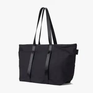 [샌프란시스코마켓](강남점)AMIACALVA 아미아칼바 SPLIT YARN TOTE (M) BLACK ACE2M80000A98