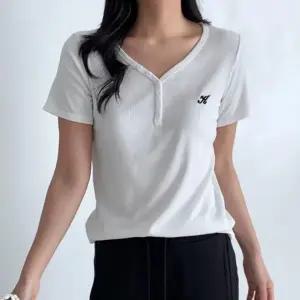 버튼 여자 세로 골지 반팔티 1P 데일리 여름 티셔츠