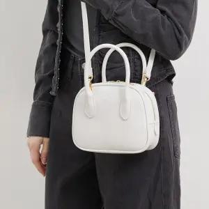 레니브 크로스  토트백 아이보리 AP22-2508-IV