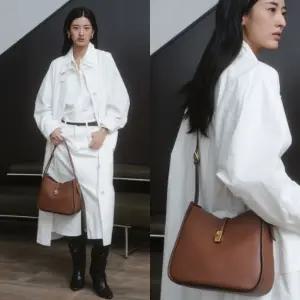 [AK플라자] [헤지스] H-LOCK 브라운 턴락 레더 숄더백 M HIBA5F175W2