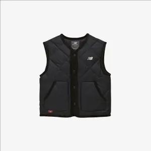 키즈(NB Kids) ESSENTIAL_초경량 다운 베스트 (덕) NK9HF4101U_(19)Black