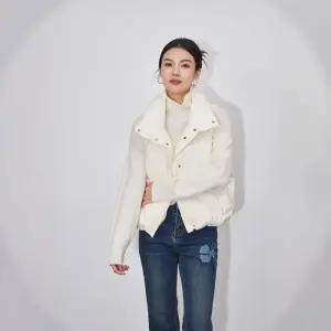 여성용 패딩조끼 재미있는 하트 90% 화이트 오리털 나시 숏 베스트 패딩 KS1