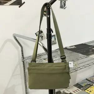 여행 산책 핸드폰 가방 여자 미니 크로스 백 카키