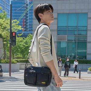 [기타][인터메조] 익스클루시브 블랙라인 숄더백 (블랙)