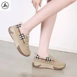 [애슬릿] 키높이 스니커즈 여성 체크 밴딩 끈 쿠션 발 편한