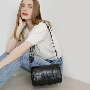 [선물증정] 힐링그래스 크로커다일 패턴 2way 소가죽 미니 크로스백 HGSG2413