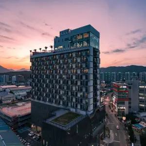 체스터톤스 경주