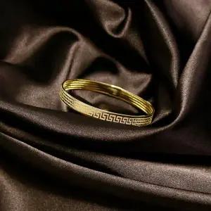 (골든클레프) 18K 그릭 패턴 뱅글