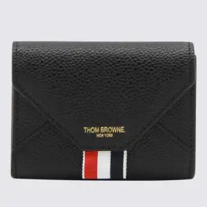 블랙 텍스처드 가죽 인벨로프 플랩 지갑 FAW063A 00198001