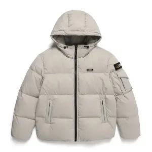 [내셔널지오그래픽] N244UDW820 골든몰 숏기장 구스 후디 다운 점퍼 AGATE GREY