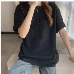 오버핏 박시픽 반팔 티셔츠 여성 영문 레터링 입체 오버핏티셔츠 여름반팔