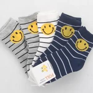 유치원 아동용 중목양말 9-10세(5호) 20개 N177273