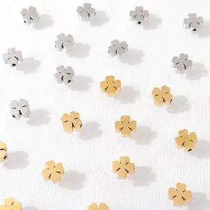 비즈아이 [8-075-23]써지컬스틸 펜던트 네잎클로버통과형 6mm ,1개