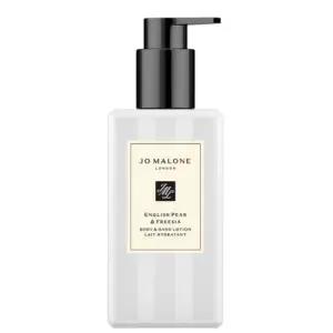 CJ단독  잉글리쉬페어 앤 프리지아 바디 앤 핸드로션 250ml